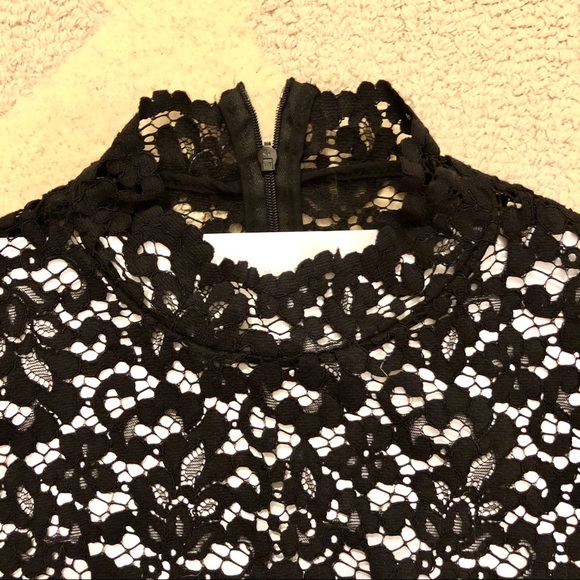 Black Top in Guipure Lace w/ Mock Neck from Mango - Picture 5 of 7